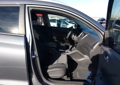 2017 Hyundai Tucson Eco z USA, uszkodzony, nr VIN KM8J33A25HU473583